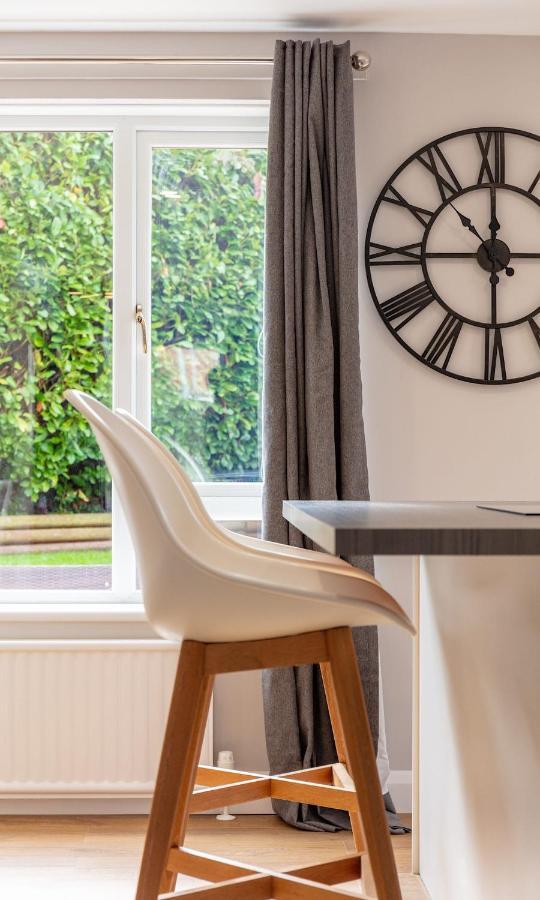 Leeward House - Donnini Apartments Ayr Bagian luar foto